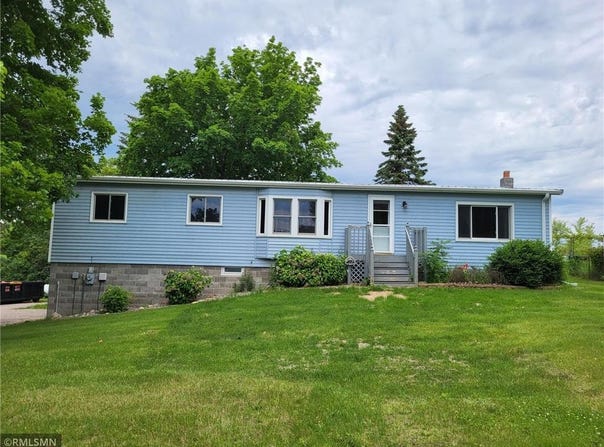 318 Alder Road, Lynden Twp, MN 55382