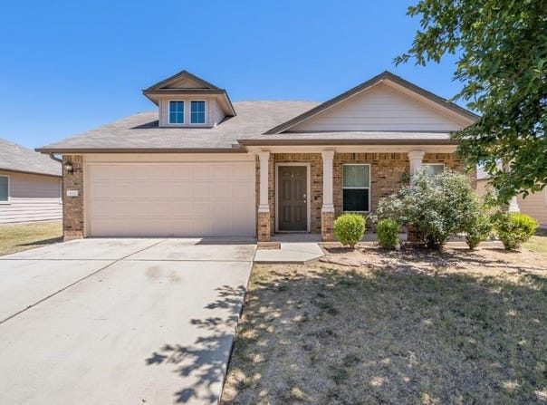 533 Goddard, Kyle, TX 78640