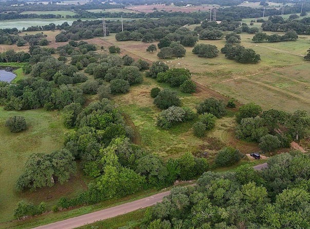 9365 Bauer Road, Fayetteville, TX 78940