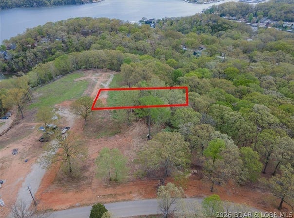 Woodland Court lot: 26R, Linn Creek, MO 65052
