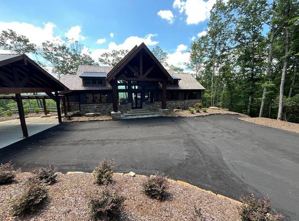 899 Dana Road, Mineral Bluff, GA 30559
