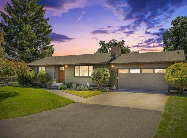 24008 E Railroad Ave, Otis Orchards, WA 99212