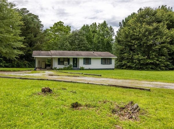 1564 Industrial Boulevard N, Dallas, GA 30132
