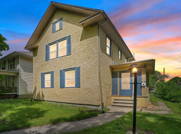 2927 Hoagland Avenue, Fort Wayne, IN 46807-1432