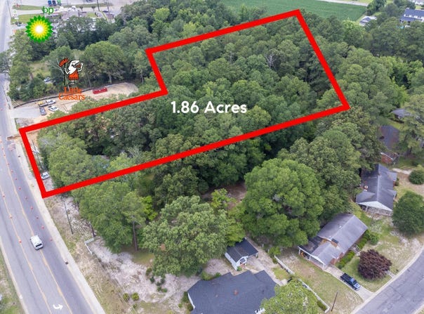 830 W Broad Street, St. Pauls, NC 28384