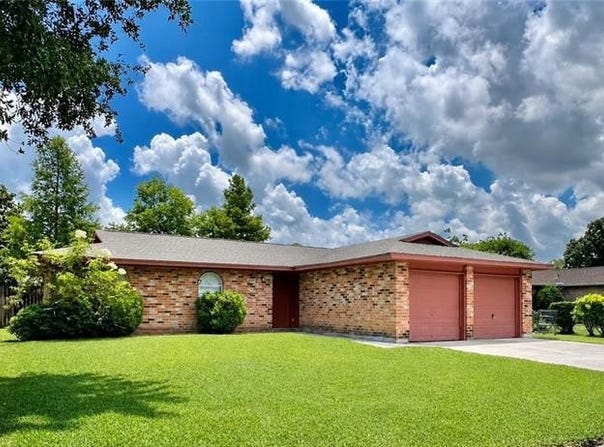 1720 GREENWOOD Drive, La Place, LA 70068