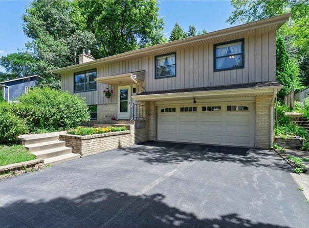 5895 Stoneybrook Drive, Minnetonka, MN 55345