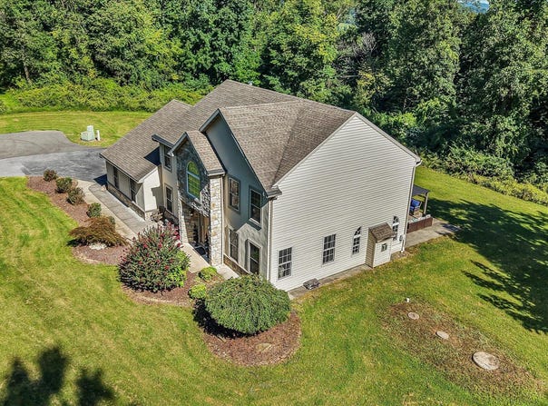 69 SANTA MARIA Drive, READING, PA 19606
