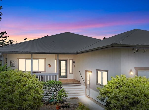 21 PONI MOI PL, Hilo, HI 96720