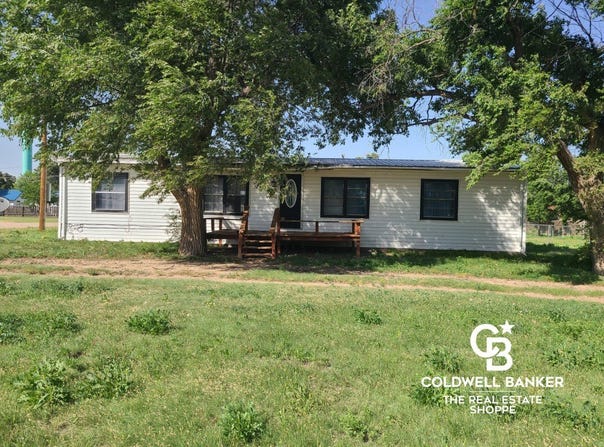 300 SE Piute Avenue, Satanta, KS 67870