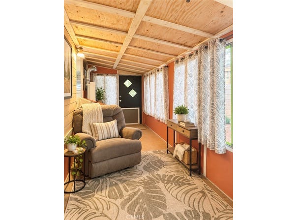 10799 Sherman Grove, Sunland, CA 91040