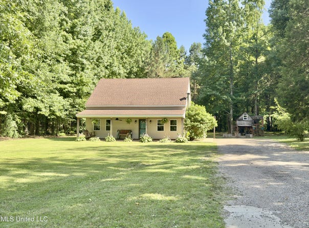 8 Bell Road, Byhalia, MS 38611