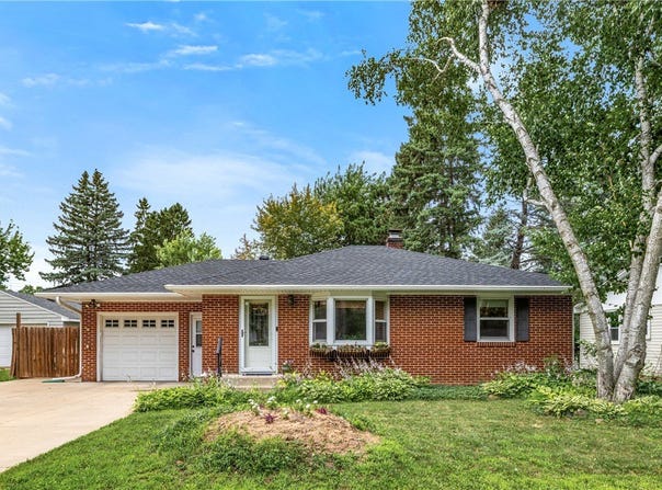 2810 Rudolph Road, Eau Claire, WI 54701