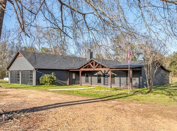 512 Pine St, Winthrop, AR 71866