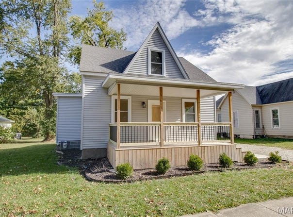 226 S Jackson Street, Pittsfield, IL 62363