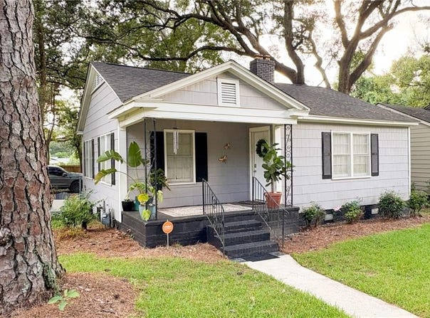 216 Pinehill Drive, Mobile, AL 36606