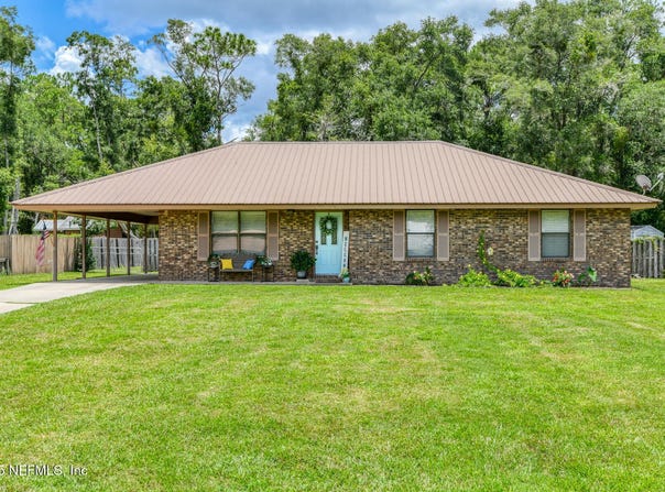 136 UNDERWOOD Drive, Palatka, FL 32177