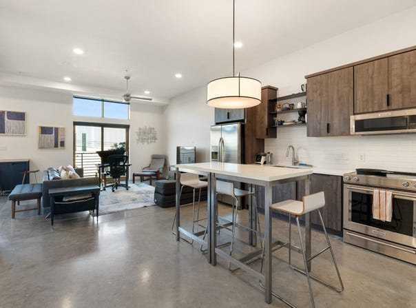 2124 E 6th St, Austin, TX 78702