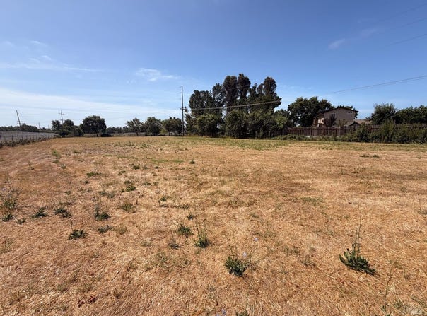 8660 Windsor Road, Windsor, CA 95492