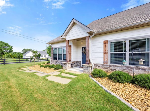 8 Maddox Lane, Chatsworth, GA 30705