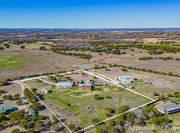 520 Private Road 1615, Stephenville, TX 76401