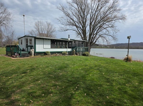 1 Water Street, Patriot, IN 47038