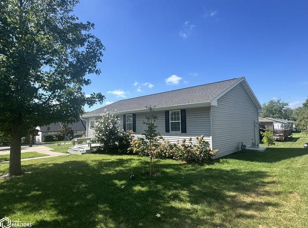 612 Country Club Circle, Osceola, IA 50213