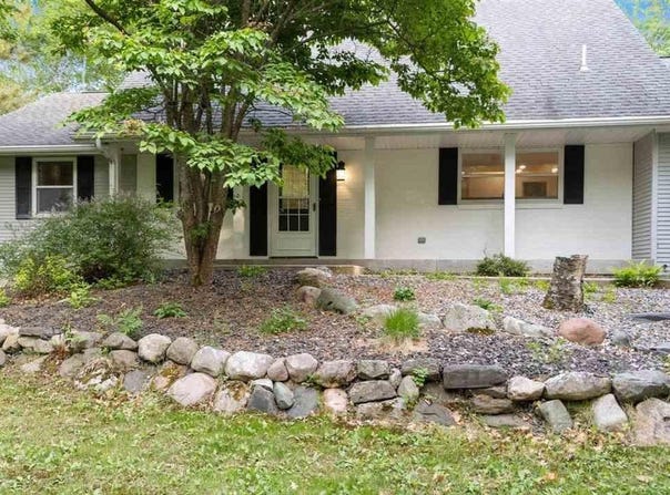 318 Viking Drive, Hoyt Lakes, MN 55750