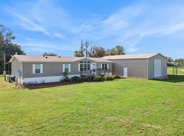 1153 SAND MOUNTAIN Road, FORT MEADE, FL 33841