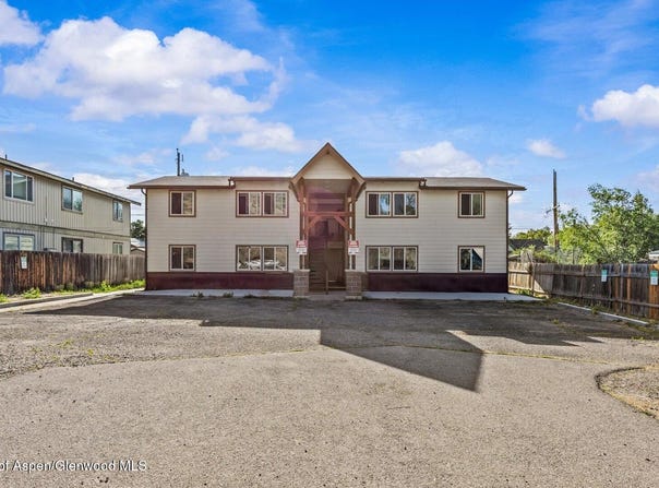 1016 Stillwell Avenue, Rifle, CO 81650