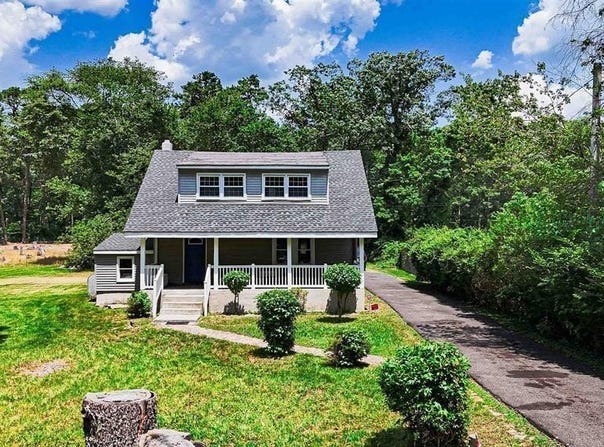 1525 Aloe St Street, Egg Harbor City, NJ 08215