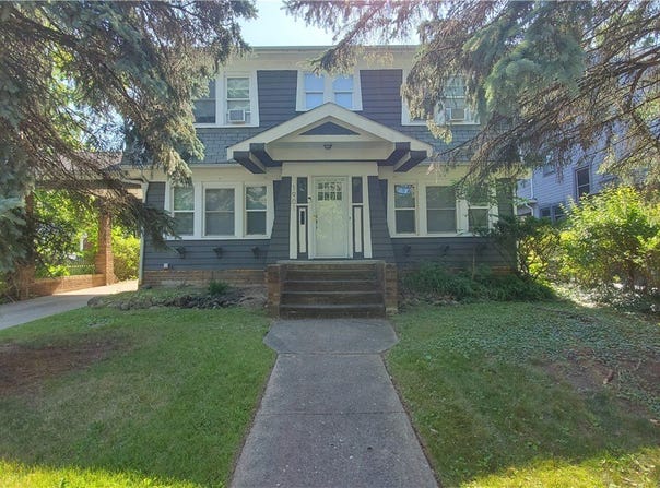 1901 Parkway Drive, Cleveland Heights, OH 44118