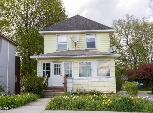 115 Bridge St, Great Barrington, MA 01230