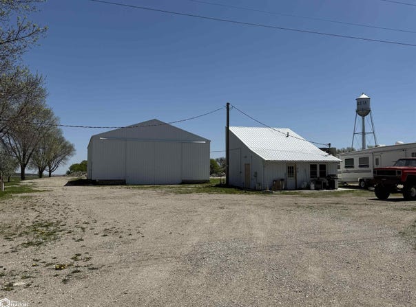 410 3Rd Street, Lakota, IA 50451