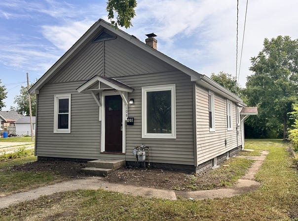 108 18th Avenue, Naplate, IL 61350