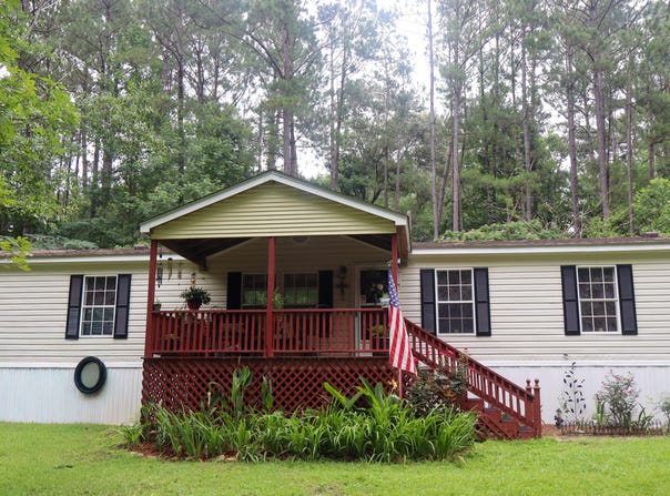 12 Higgins Cutoff, Sumrall, MS 39482
