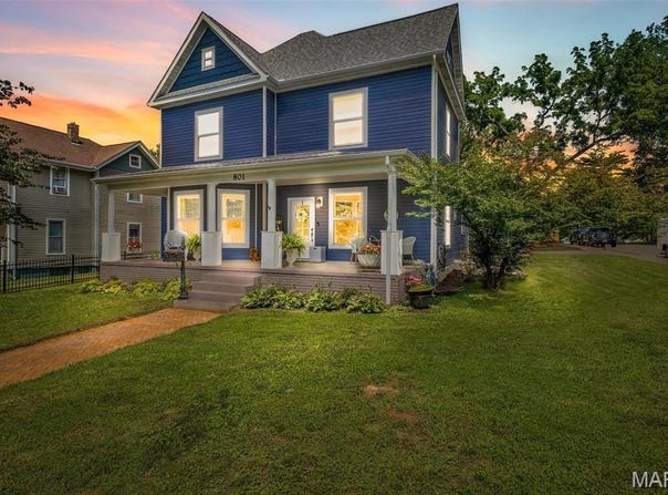 801 W Columbia Street, Farmington, MO 63640