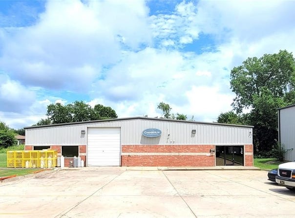 912 Messenger Lane, Moore, OK 73160