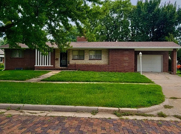 114 21st Street, Belleville, KS 66935