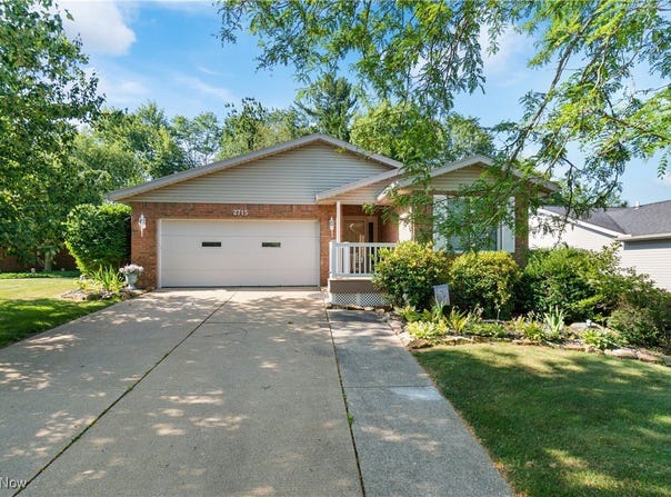 2715 Eastwood Drive, Wooster, OH 44691