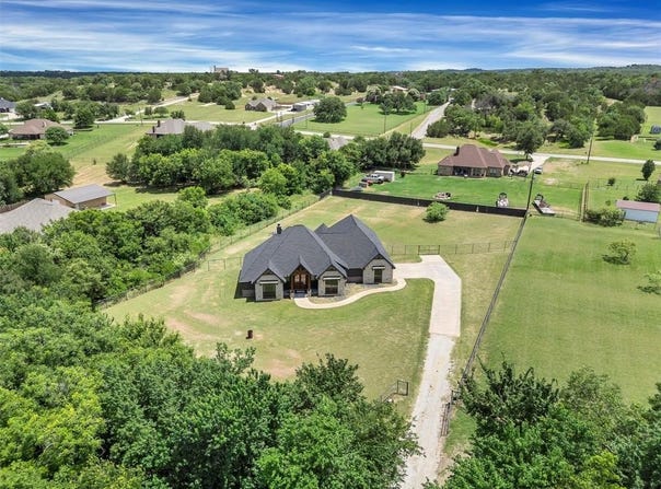 204 Wrigley Drive, Springtown, TX 76082