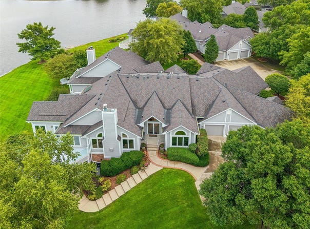 13671 Bay Hill Drive, Clive, IA 50325