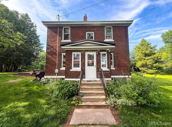 11101 N Vanderhagen, Ironwood, MI 49938