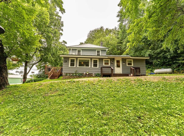 N3248 Miller Road, Elroy, WI 53929