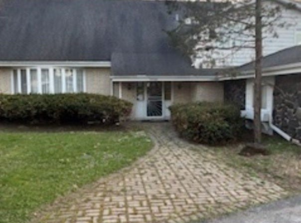 2700 Chariot Lane, Olympia Fields, IL 60461