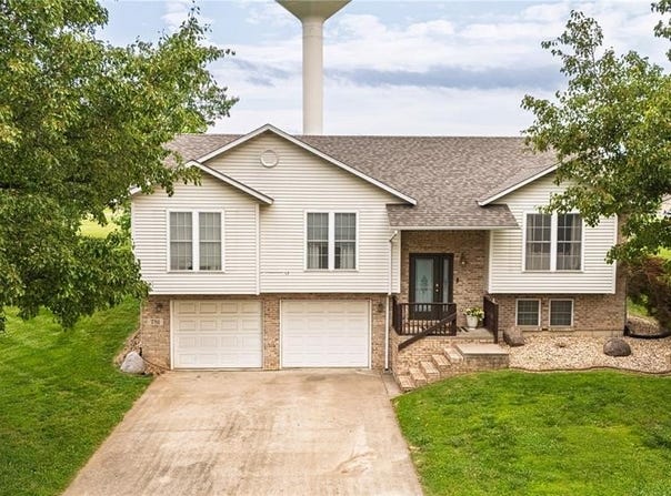 781 N West Lane, Jackson, MO 63755