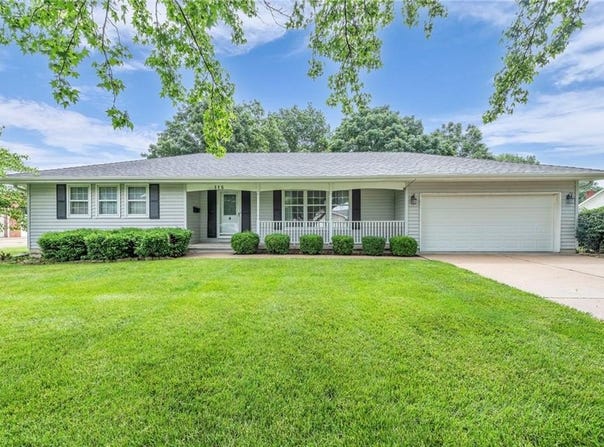 115 S Maple Street, Norborne, MO 64668