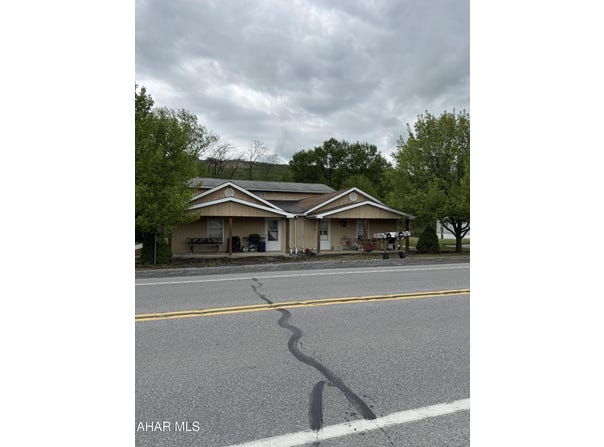 13588 Dunnings Highway, Claysburg, PA 16625