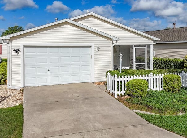 17428 SE 82ND ALBEMARLE AVENUE, THE VILLAGES, FL 32162