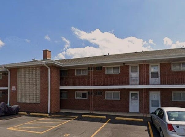 1107 HOLIDAY Lane, Des Plaines, IL 60016